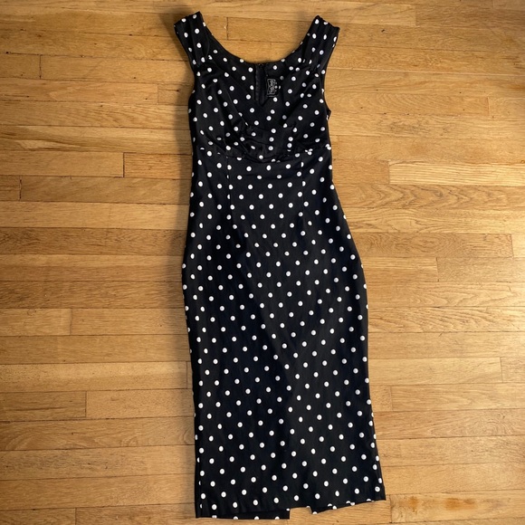 Steady polka dot wiggle dress - Picture 2 of 3